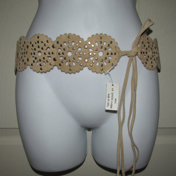 Accessories - Genuine Leather Floral Studded Belt - S - NEW